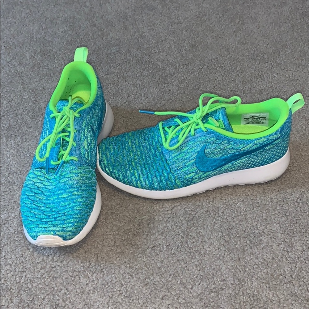 nike sneakers